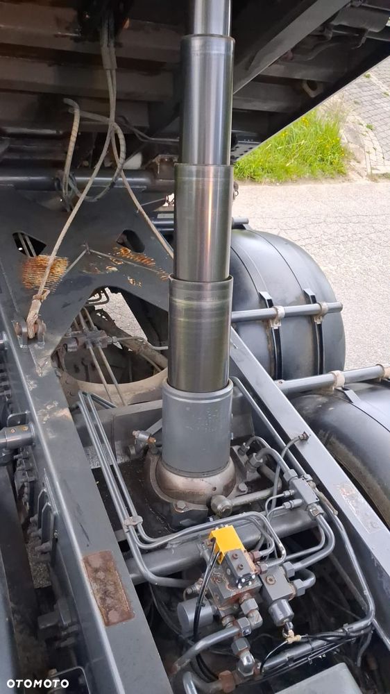 Volvo FMX - 25