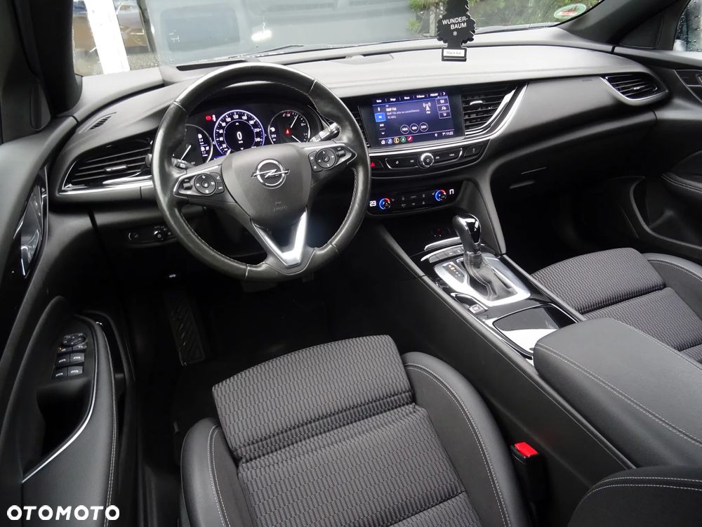 Opel Insignia 2.0 CDTI Business Elegance S&S - 11