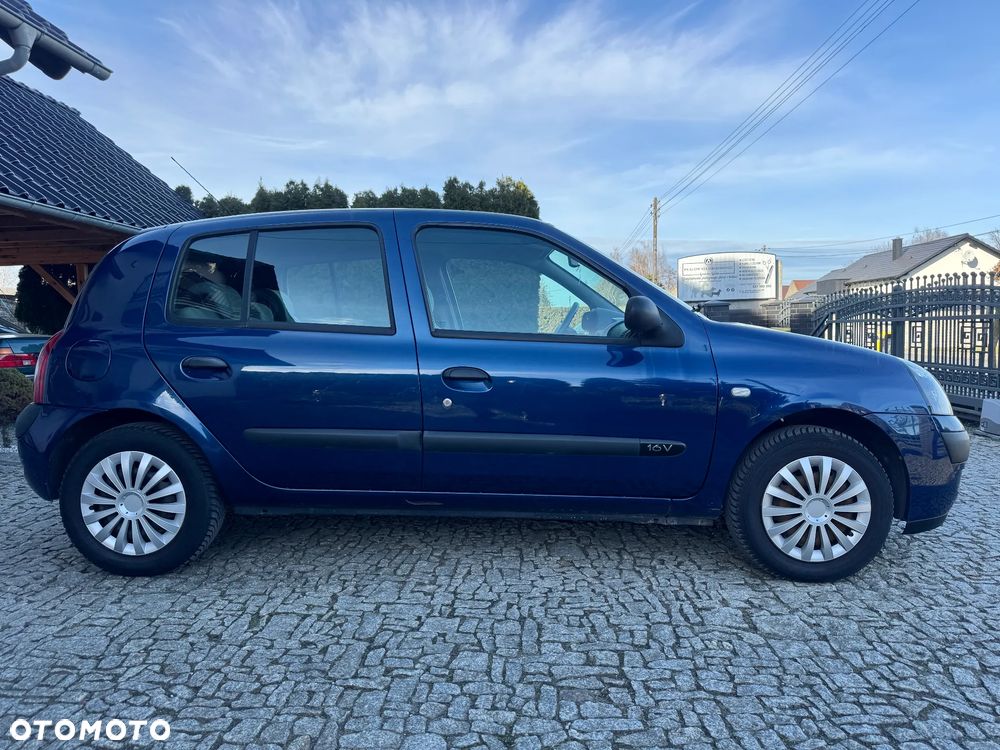 Renault Clio 1.2 16V Emotion - 4