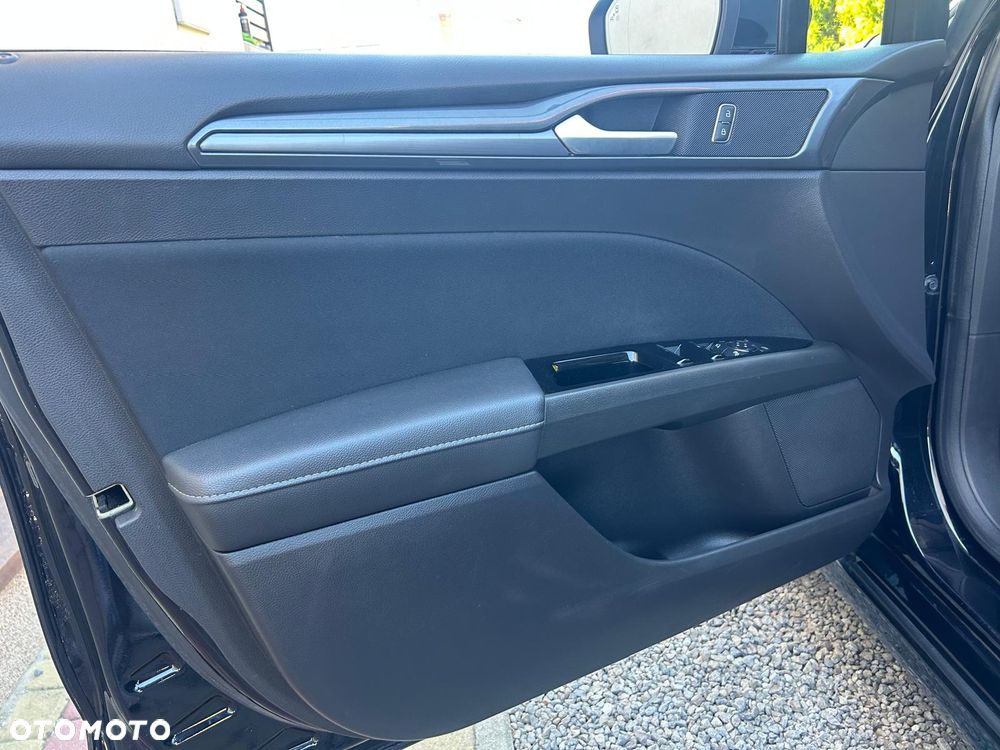 Ford Mondeo 2.0 EcoBlue Titanium - 18