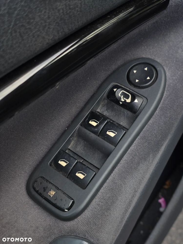 Citroën C5 2.0 16V Exclusive - 29