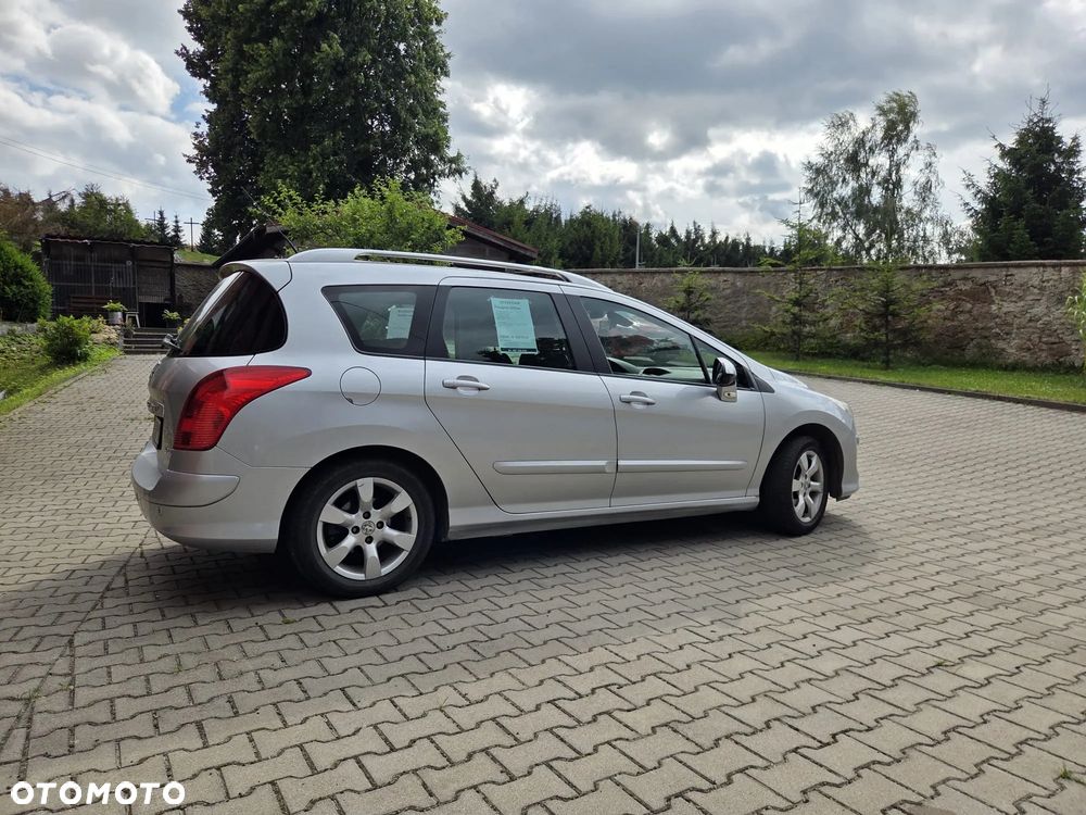 Peugeot 308 1.6 Premium - 16