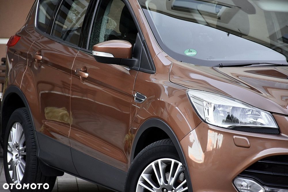 Ford Kuga 2.0 TDCi 2x4 Titanium - 9