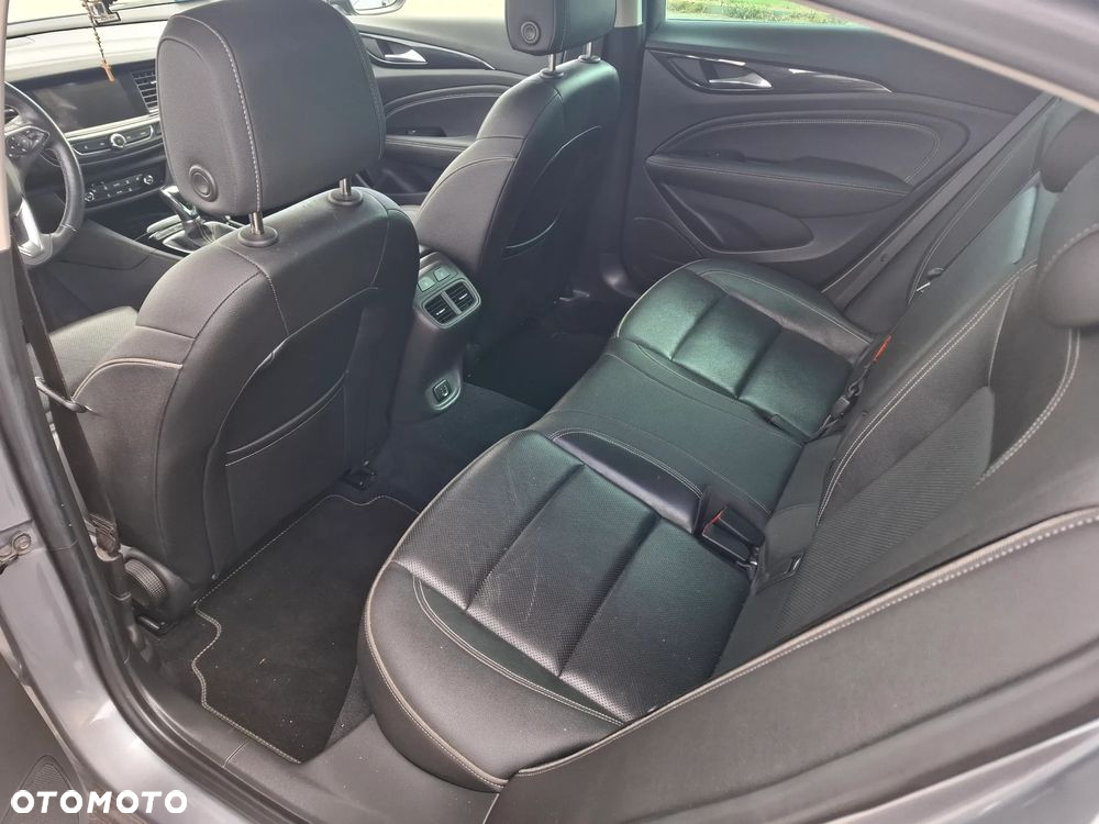 Opel Insignia 2.0 CDTI S&S - 16