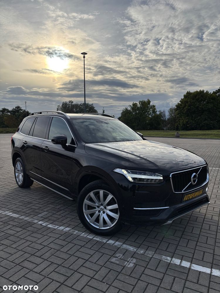 Volvo XC 90 D5 AWD Momentum - 1