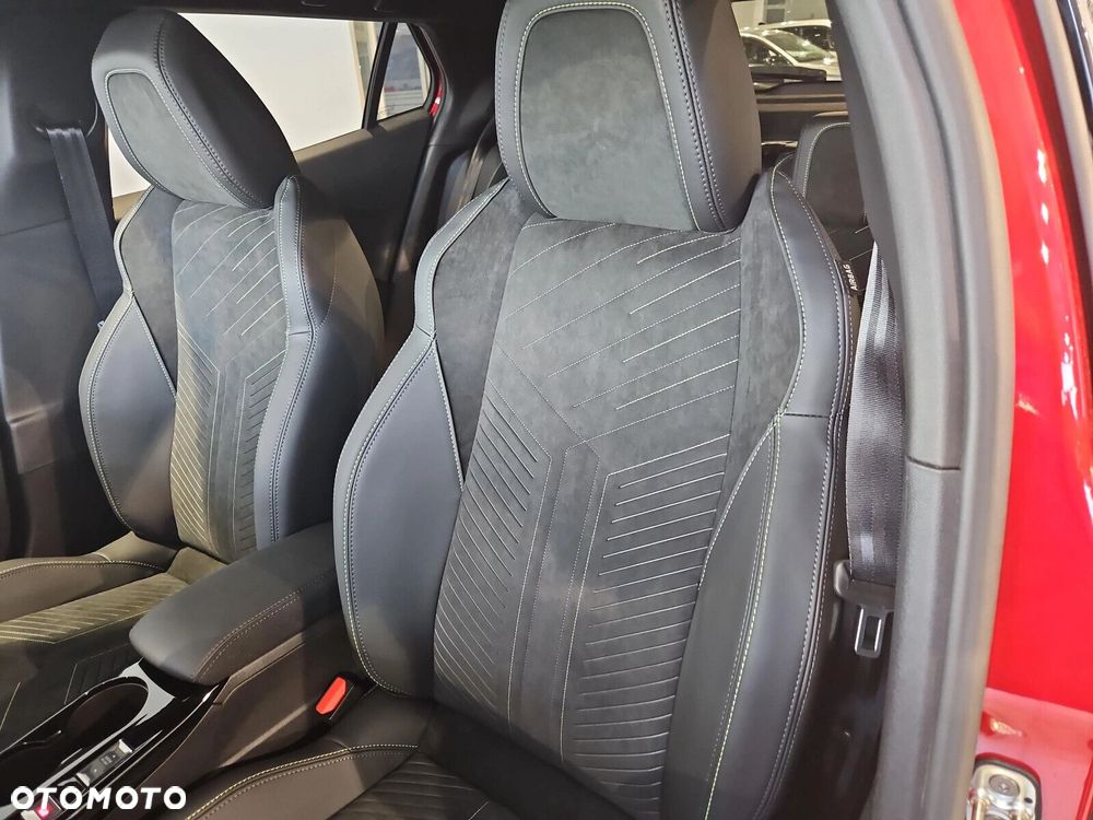 Peugeot 2008 - 13