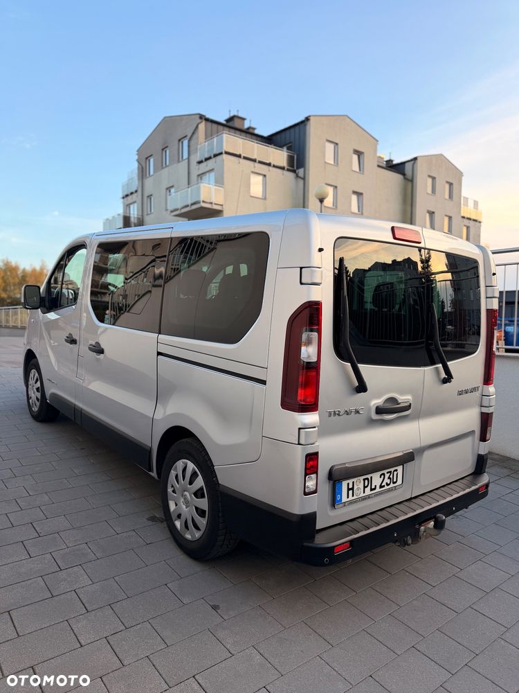 Renault Trafic - 13