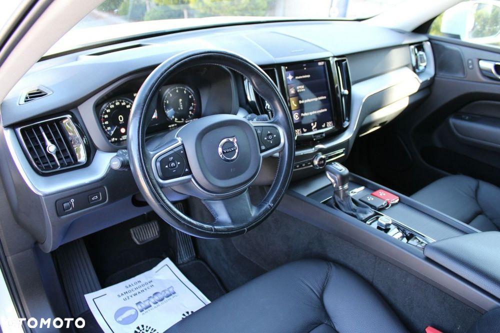 Volvo XC 60 - 21