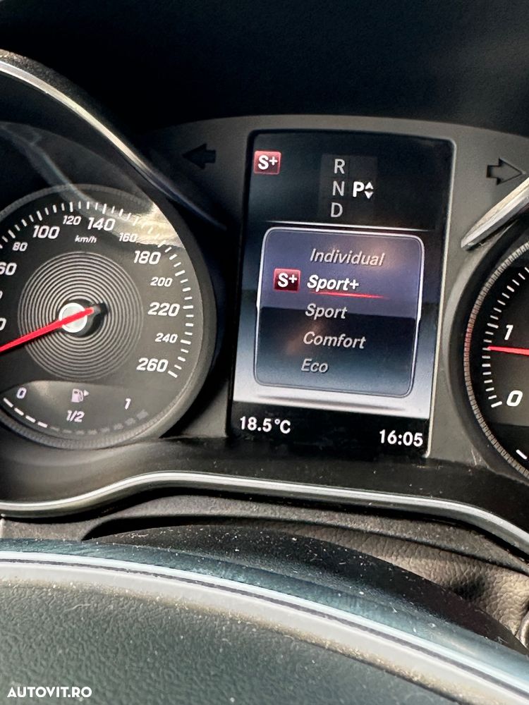 Mercedes-Benz C 220 d 4Matic T 7G-TRONIC AMG Line - 10