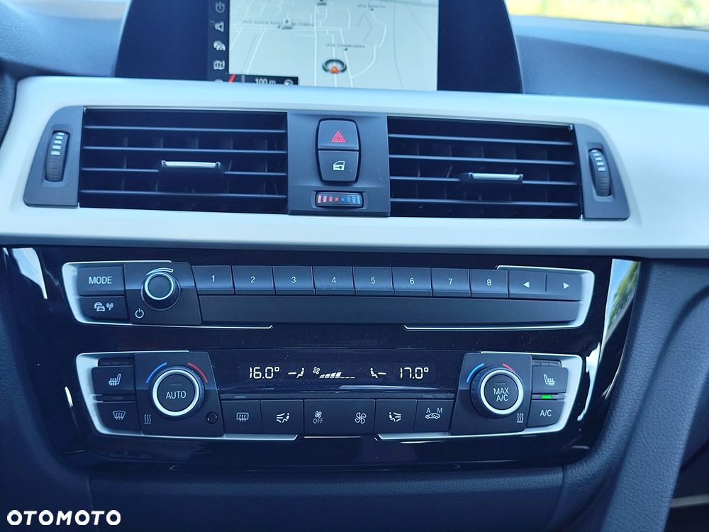 BMW Seria 3 318i GPF Advantage - 19