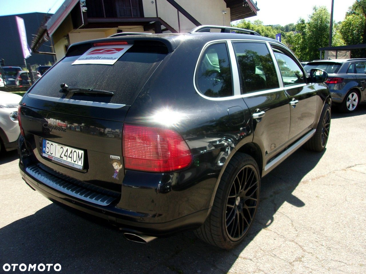 Porsche Cayenne - 8