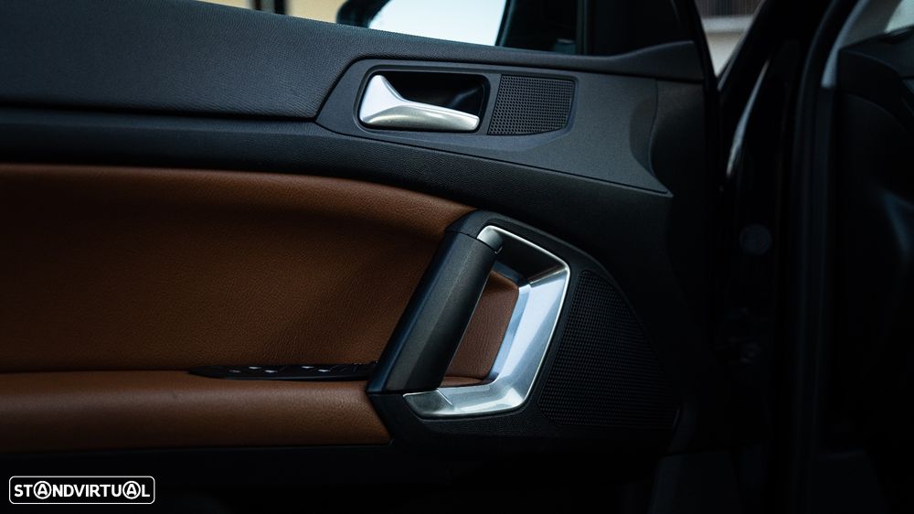 Peugeot 308 1.2 PureTech Style J17 - 4