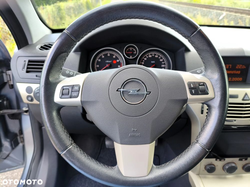 Opel Astra 1.4 Enjoy - 24