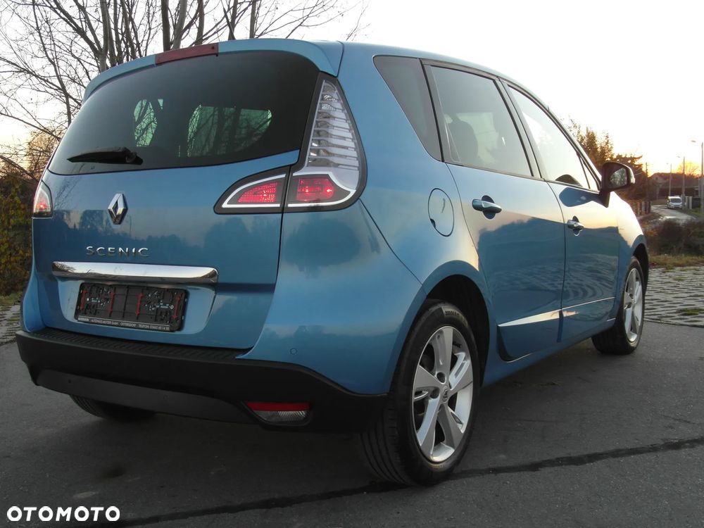 Renault Scenic 1.6 16V 110 LIMITED - 10