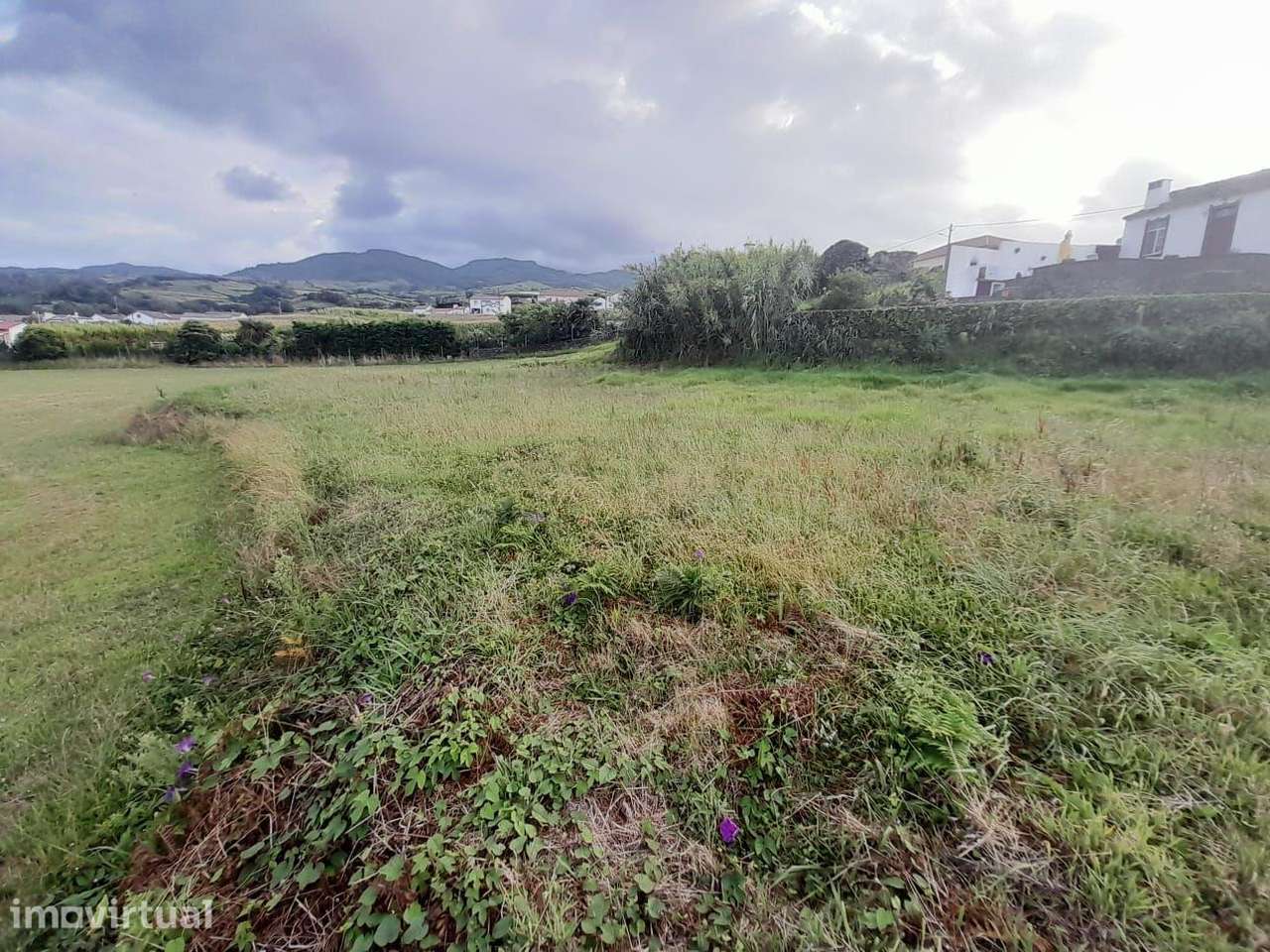 Terreno com excelente Localização na Lomba da Fazenda com 522m2 - Grande imagem: 5/12