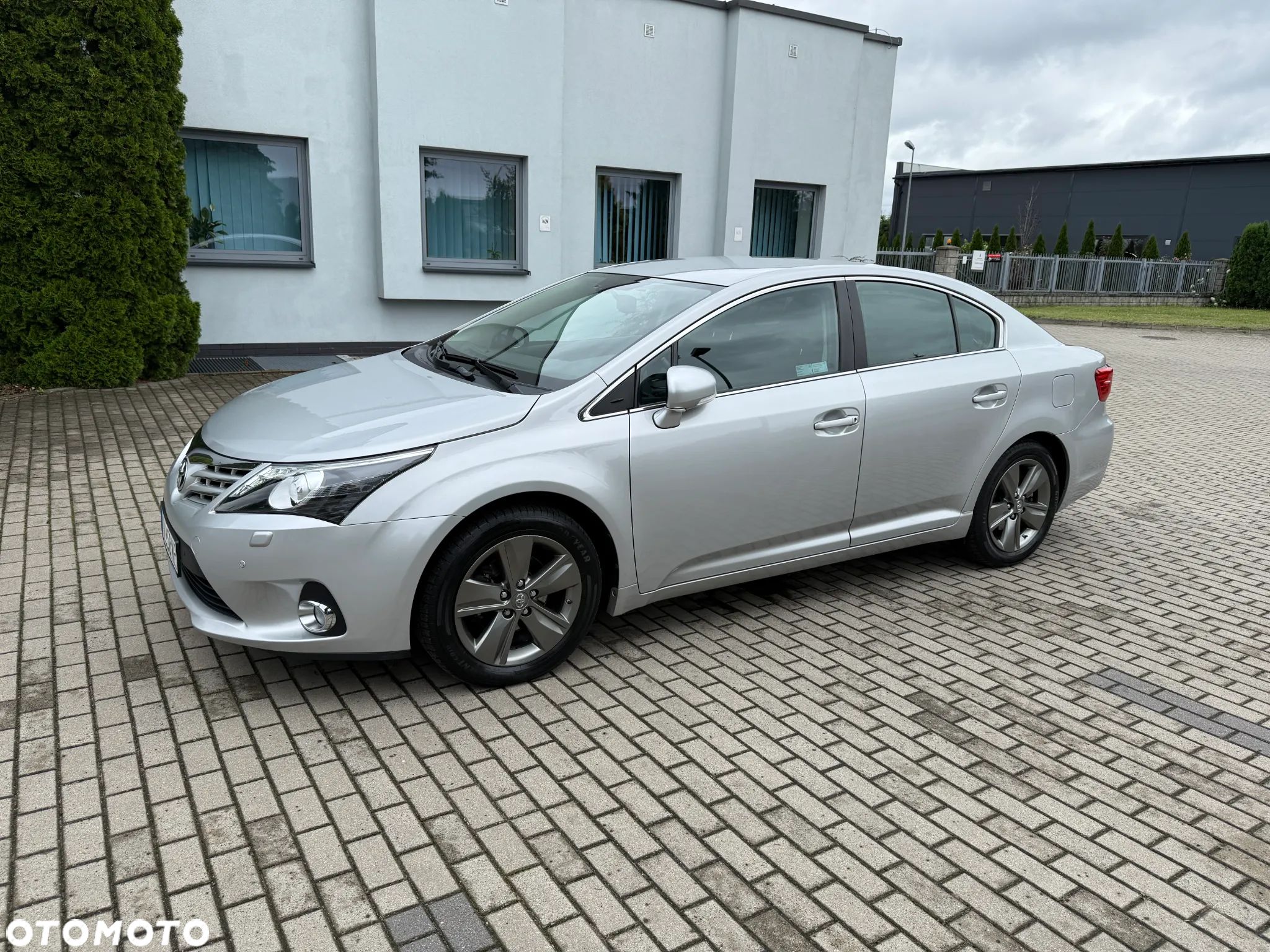 Toyota Avensis 2.0 Prestige - 1