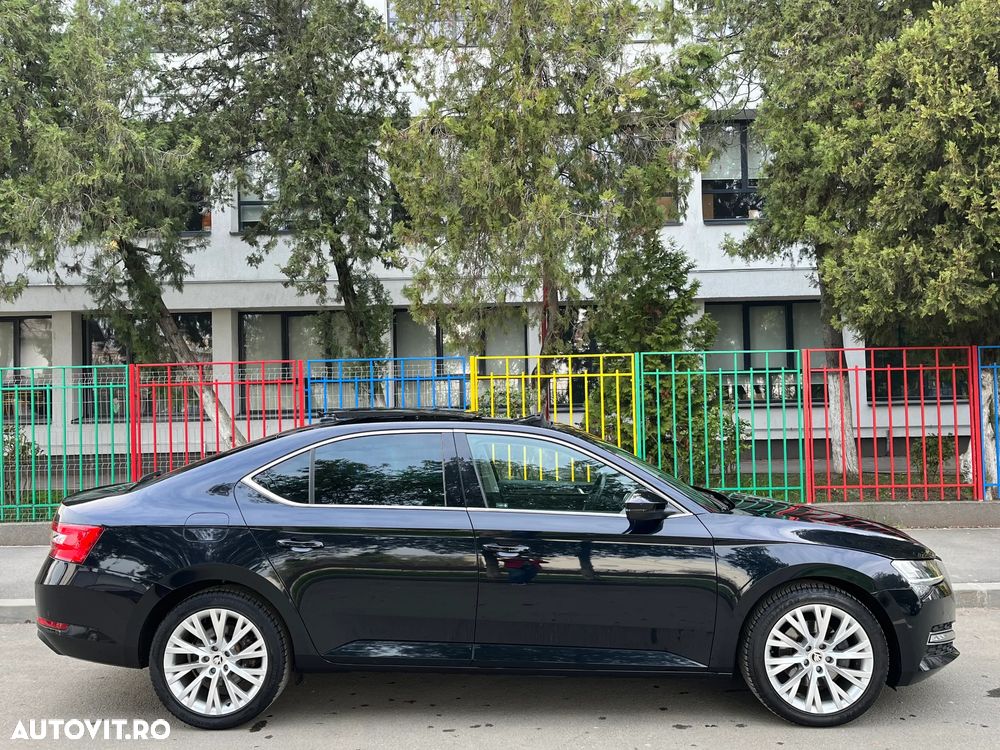 Skoda Superb 1.5 TSI DSG Sportline - 6