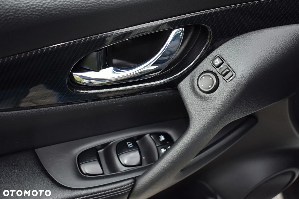 Nissan X-Trail 1.6 DIG-T Visia - 23