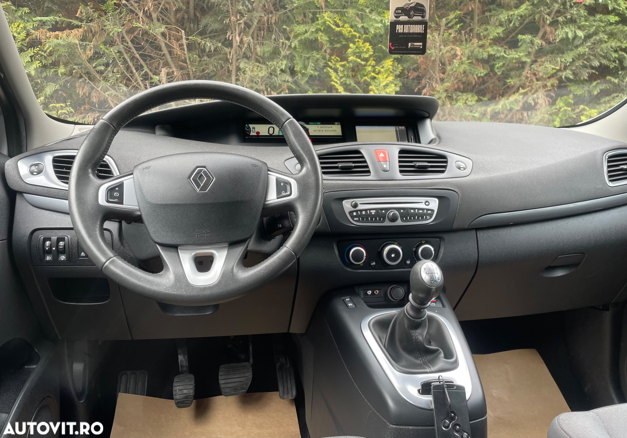 Renault Grand Scenic ENERGY dCi 110 Start & Stop Dynamique - 26