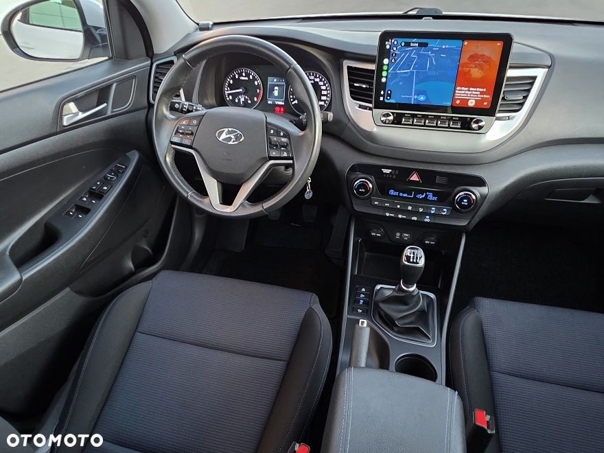 Hyundai Tucson 1.6 GDI BlueDrive Style 2WD - 35