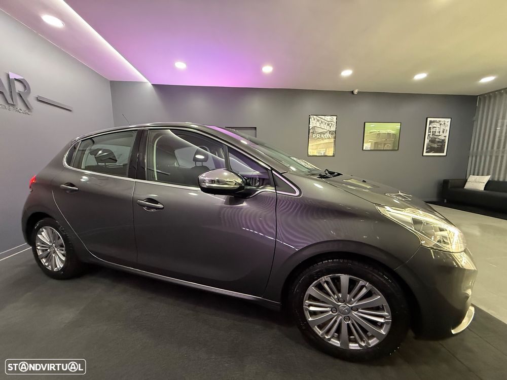 Peugeot 208 PureTech 82 Start & Stop Allure - 10