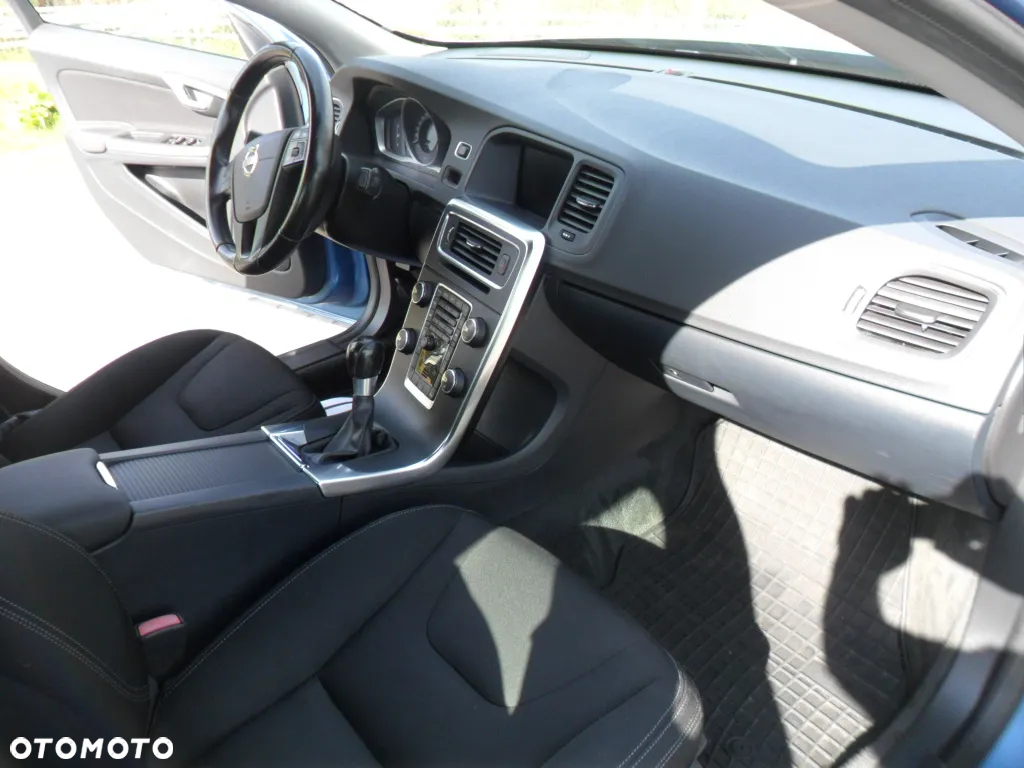 Volvo S60 D3 Kinetic - 20