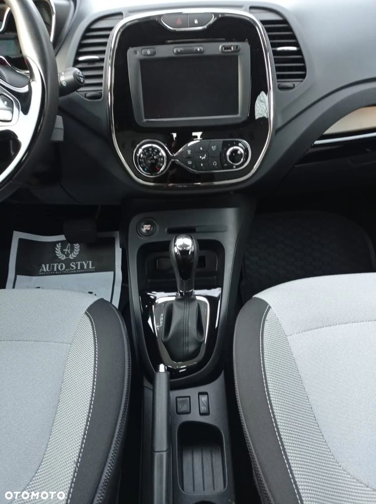 Renault Captur ENERGY TCe 120 EDC Elysee - 11