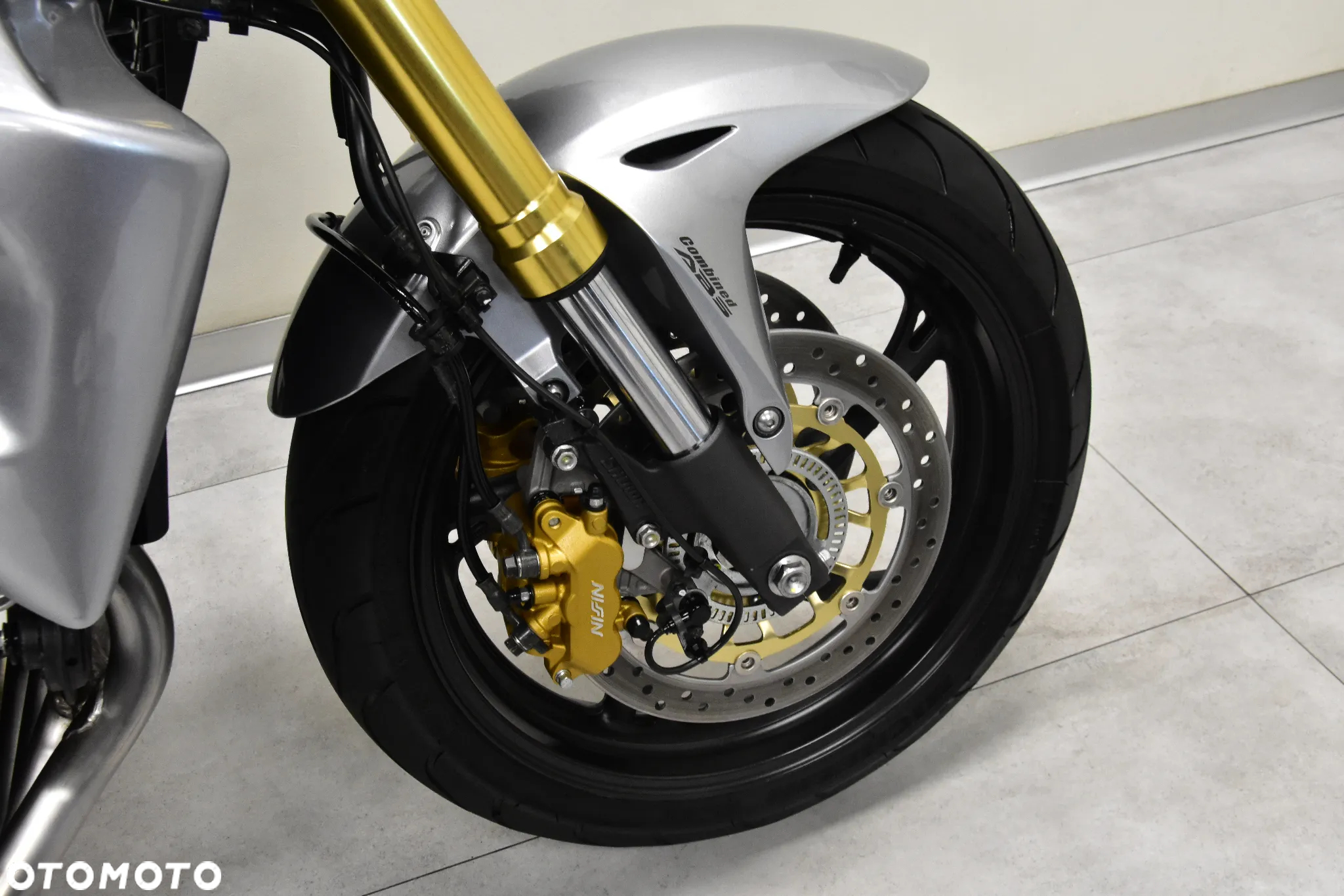 Honda CB - 25