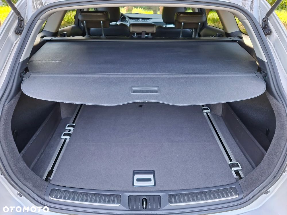 Toyota Avensis 1.8 Prestige - 10