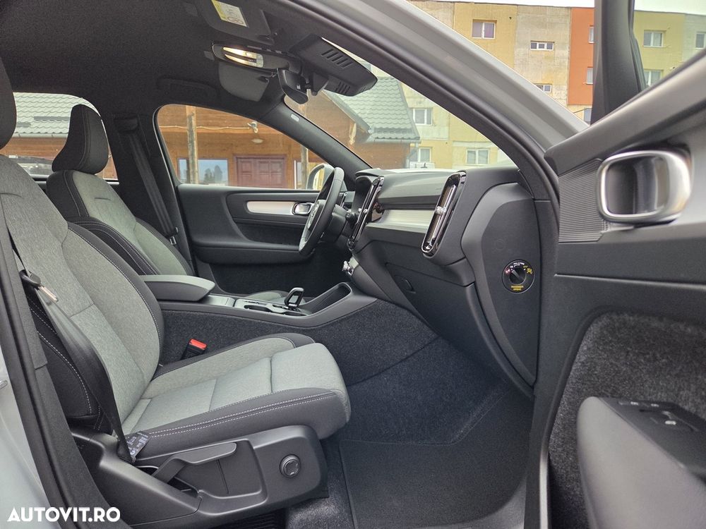 Volvo XC 40 B3 B DKG Core - 11
