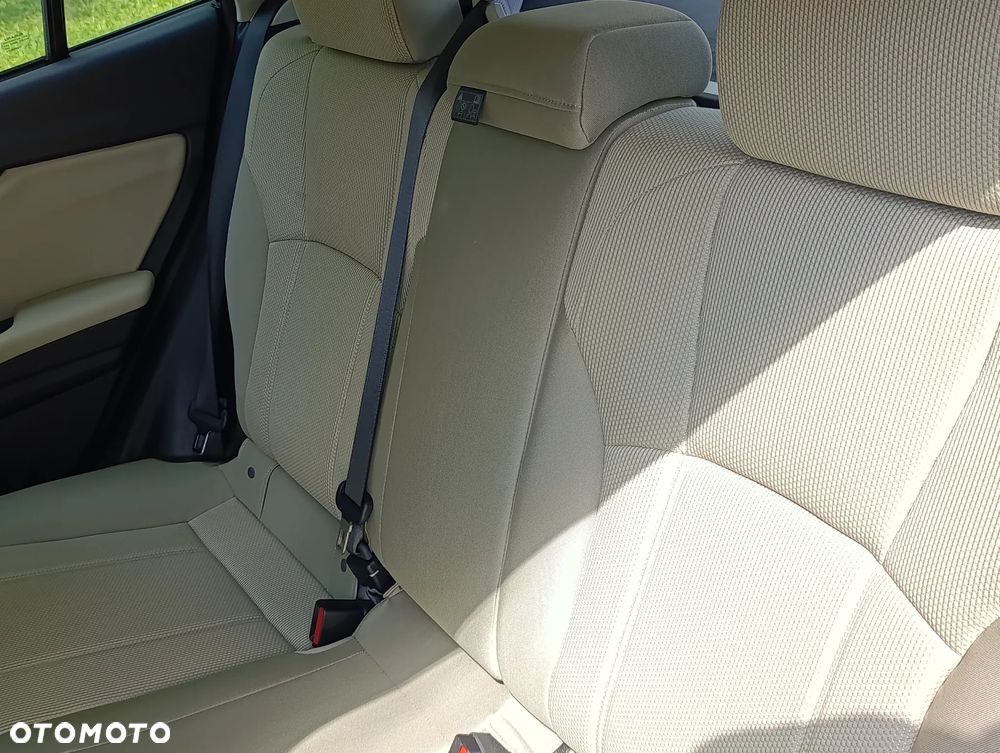 Subaru Impreza 2.0i Lineartronic Active - 13