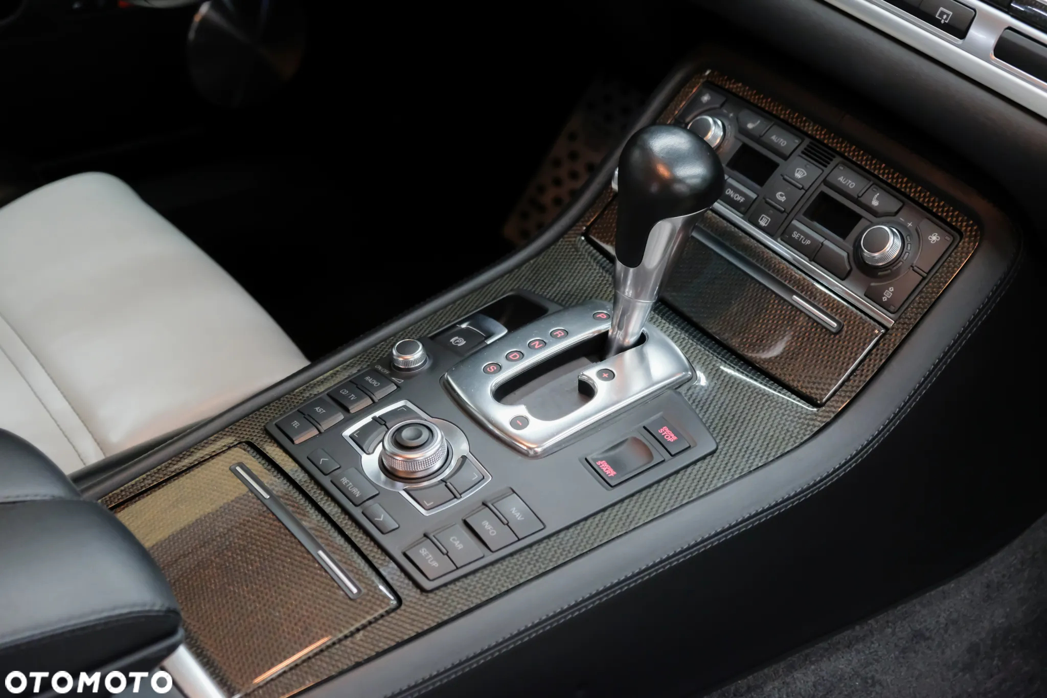 Audi S8 5.2 FSI Quattro - 25