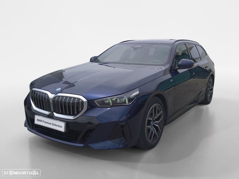 BMW 530 e Pack Desportivo M - 1