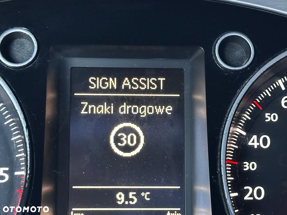 Volkswagen Passat Alltrack 2.0 TDI 4Mot DSG - 17