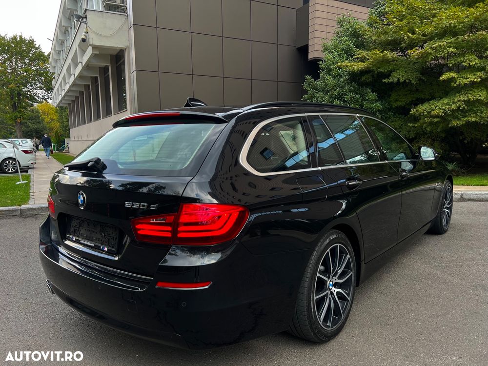 BMW Seria 5 530d xDrive Touring Sport-Aut. Luxury Line - 4