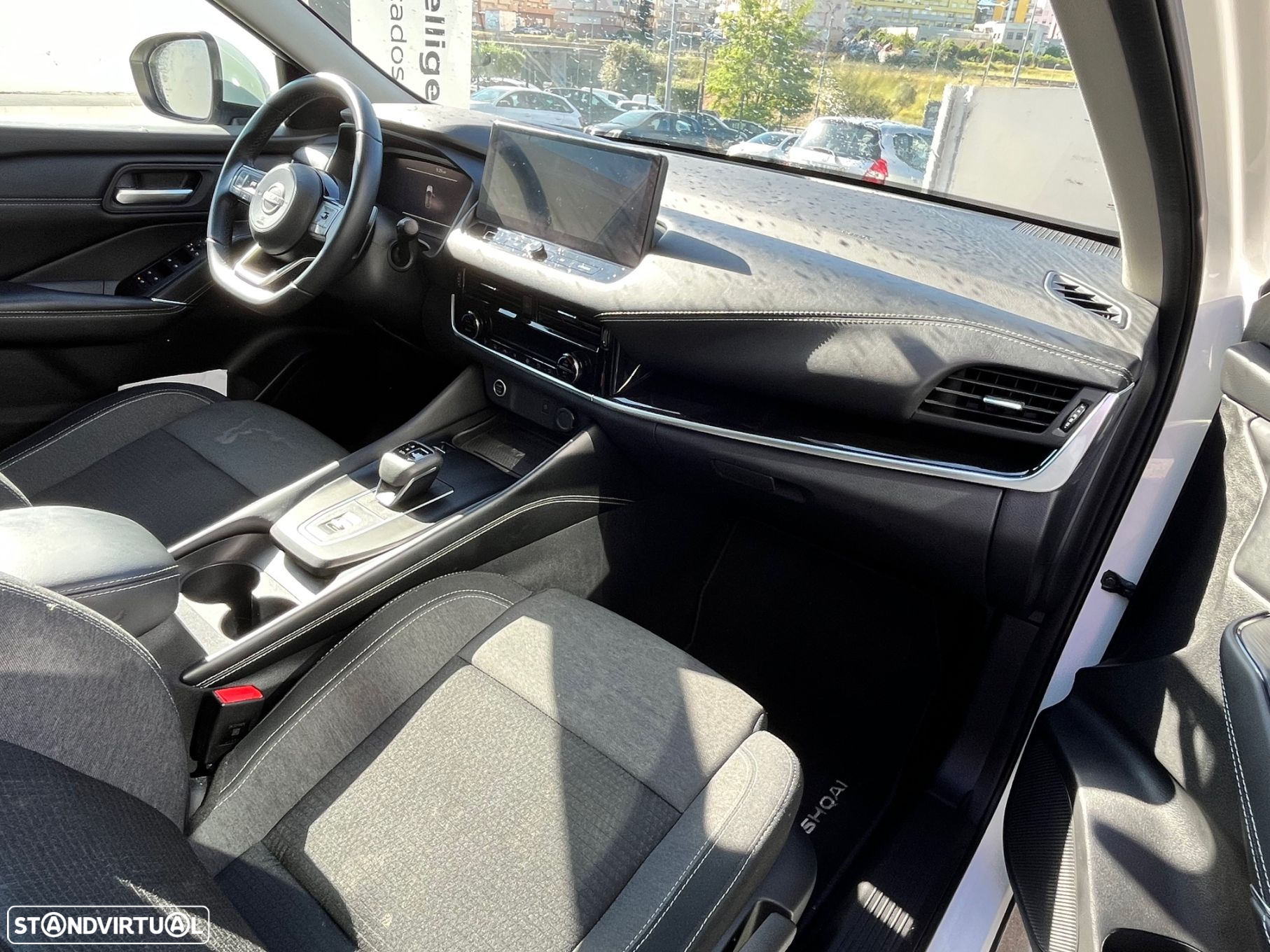 Nissan Qashqai 1.3 DIG-T N-Connecta LED Xtronic - 6