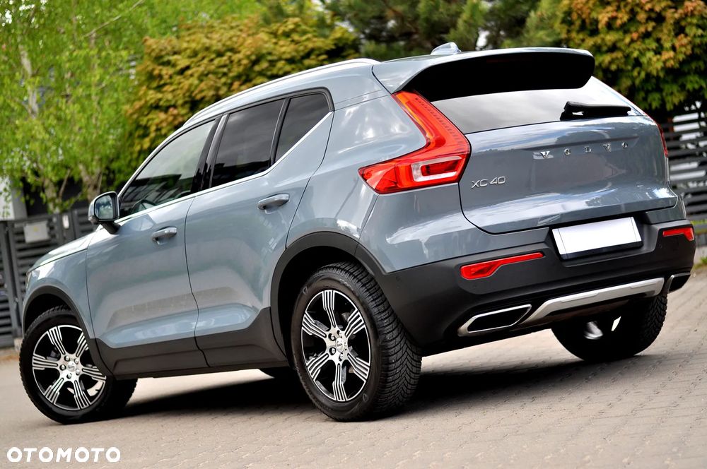 Volvo XC 40 T3 R-Design - 3