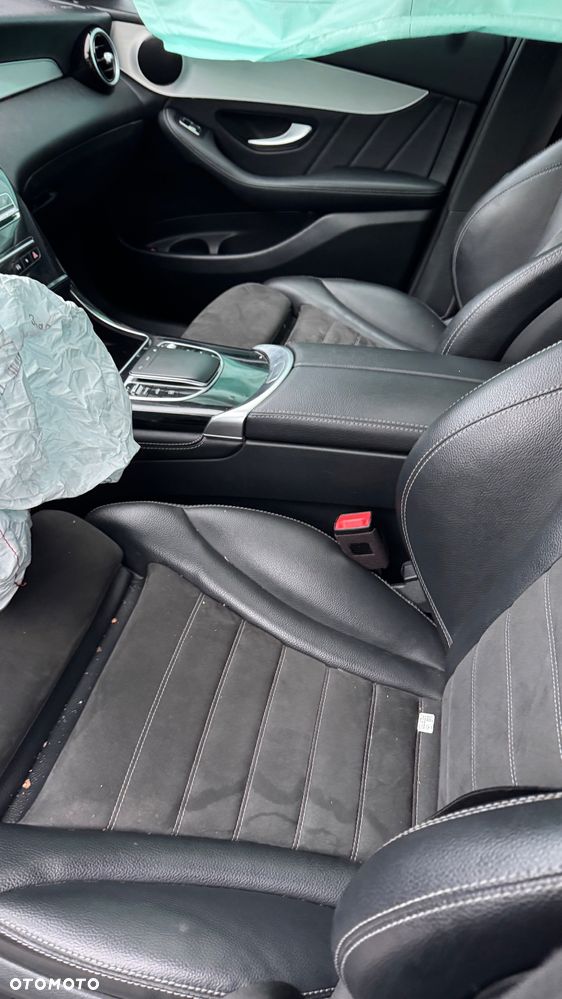 Mercedes-Benz GLC - 26