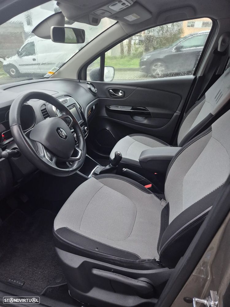 Renault Captur 1.5 dCi Exclusive - 8