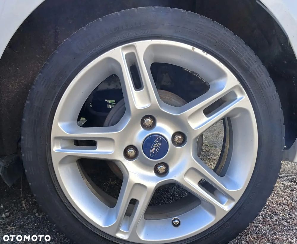 Ford Fiesta - 14