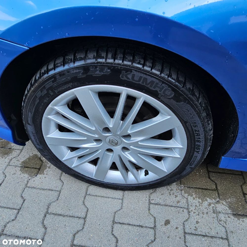 Renault Laguna dCi 180 FAP GT - 9