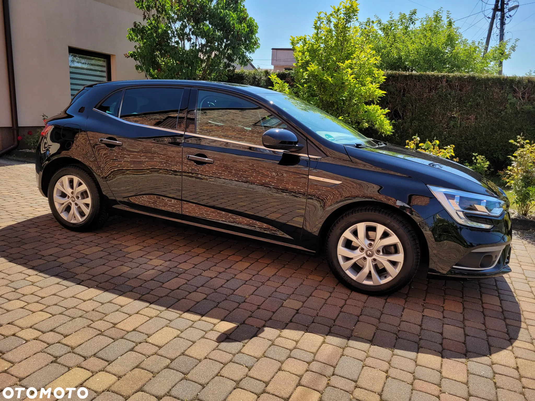 Renault Megane ENERGY TCe 140 EDC LIMITED - 8