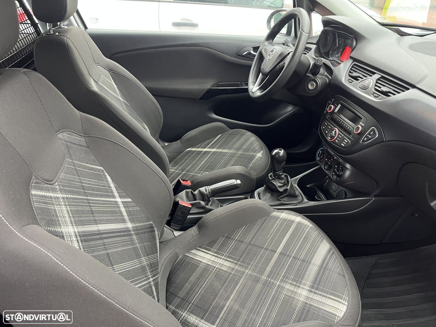 Opel Corsa 1.3 CDTi Van - 11