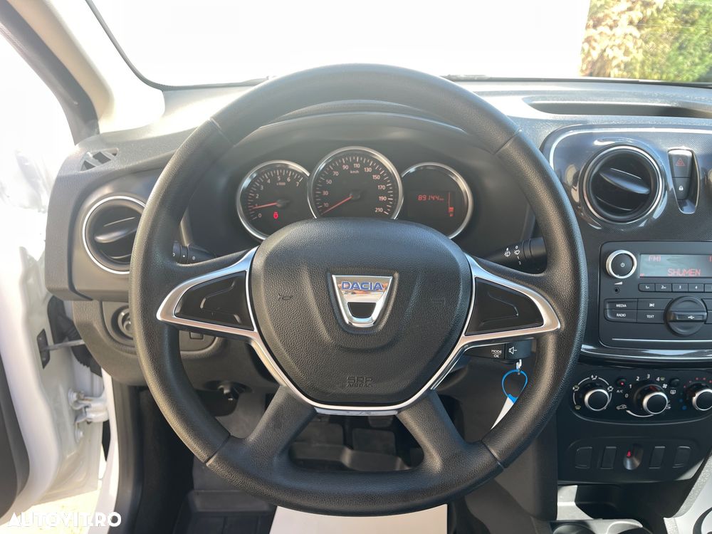 Dacia Logan - 35