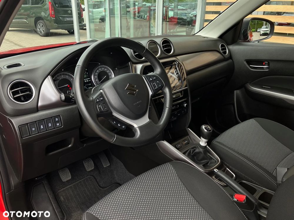 Suzuki Vitara 1.4 Boosterjet SHVS Elegance 2WD - 32