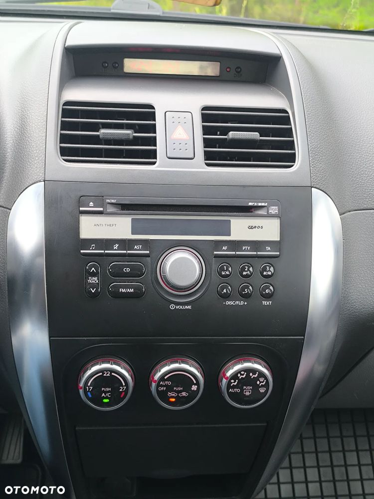 Suzuki SX4 1.6 GS / Premium 4WD - 17
