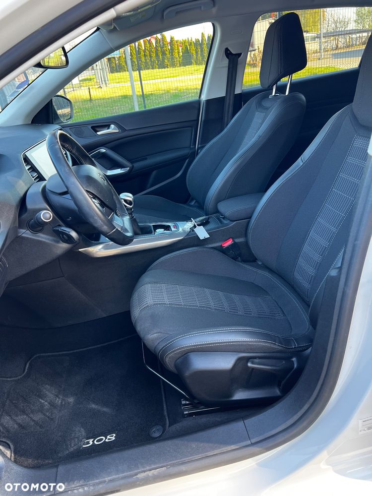 Peugeot 308 PureTech 130 Stop & Start Allure - 15