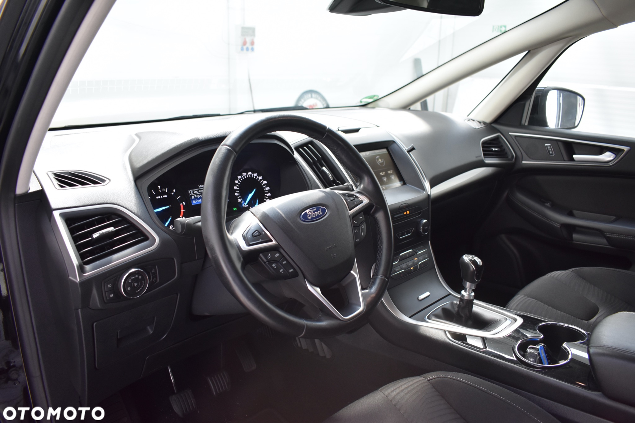 Ford S-Max 2.0 TDCi Trend - 21