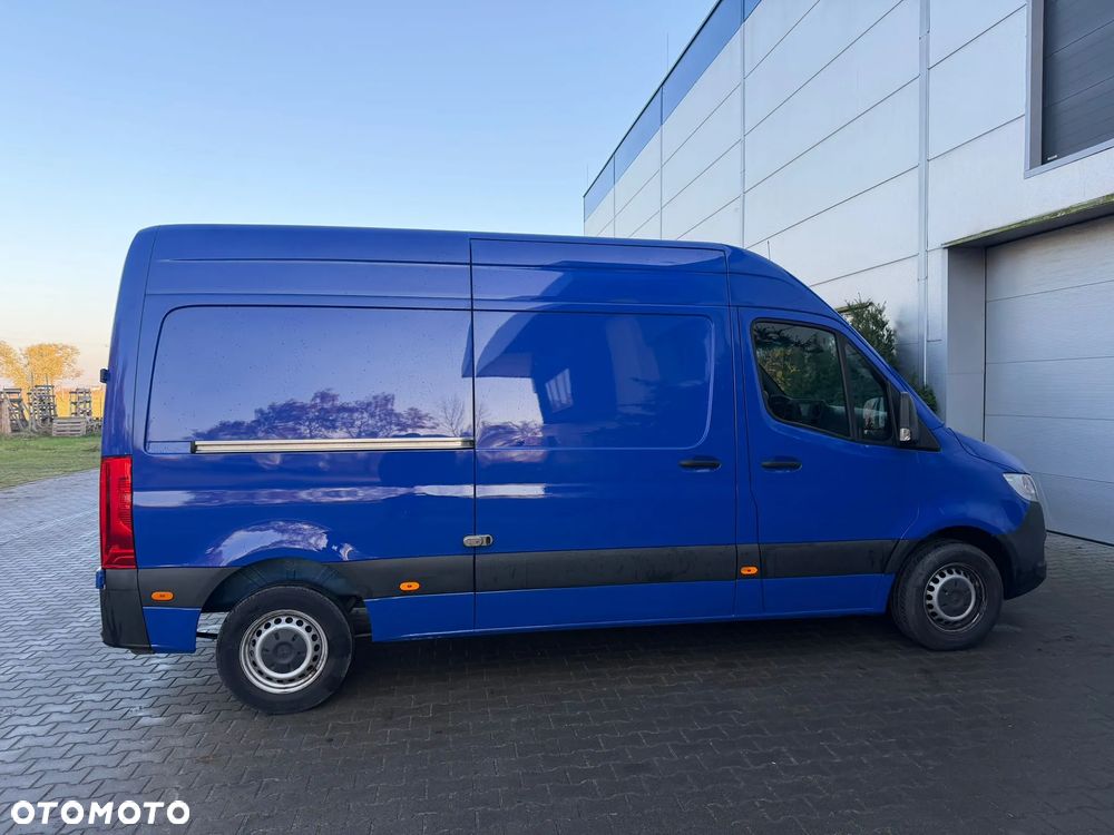 Mercedes-Benz Sprinter - 8