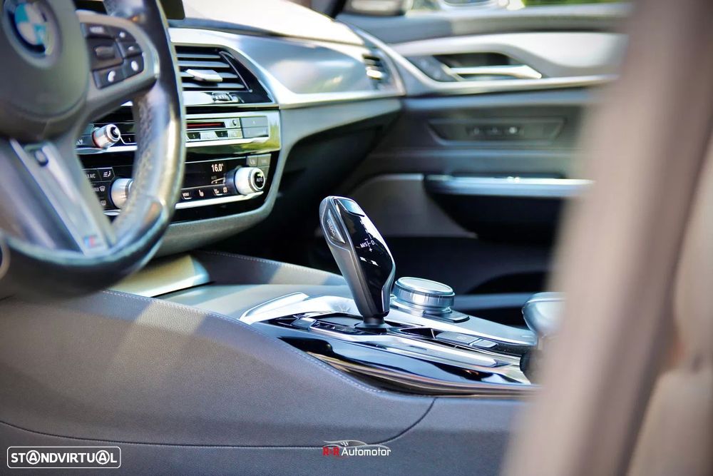 BMW 620 Gran Turismo d xDrive Pack M - 29
